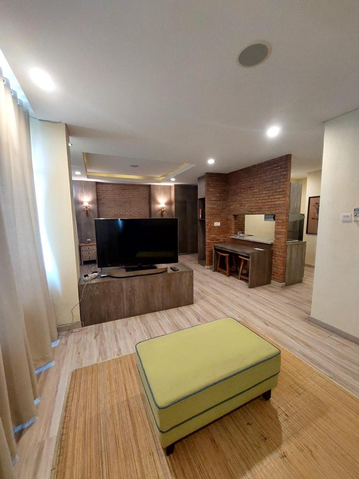 Apartemen Senayan Jakarta Eksteriør billede